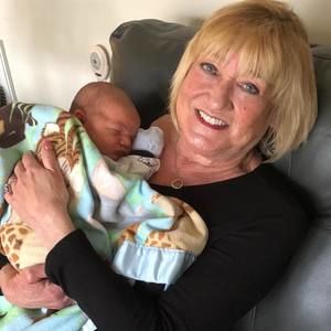 Meet your Posher, Debbie